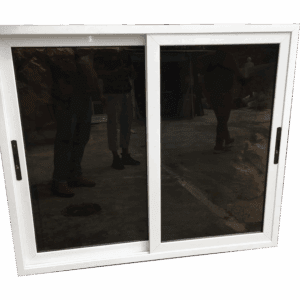 Ventana Corrediza de Doble Panel con Vidrio Oscurecido